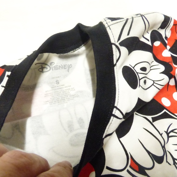 Disney Junior’s Minnie  Printed Sweatshirt, Size S - Picture 8 of 8